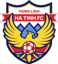 كتابة أسماء على شعار نادي هونغ لينه ها تين من فيتنام
