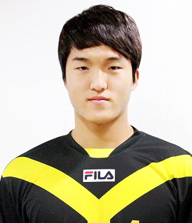 صورة كيم دونغ جيون لاعب نادي سيونغنام إف سي