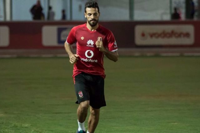 صورة اسلام محارب وسط نادي طلائع الجيش