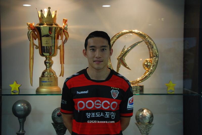 صورة شين جين هو لاعب نادي أولسان هيونداي