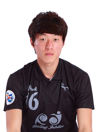 أوي جو هوانغ لاعب كرة القدم [ Ui-jo Hwang ]